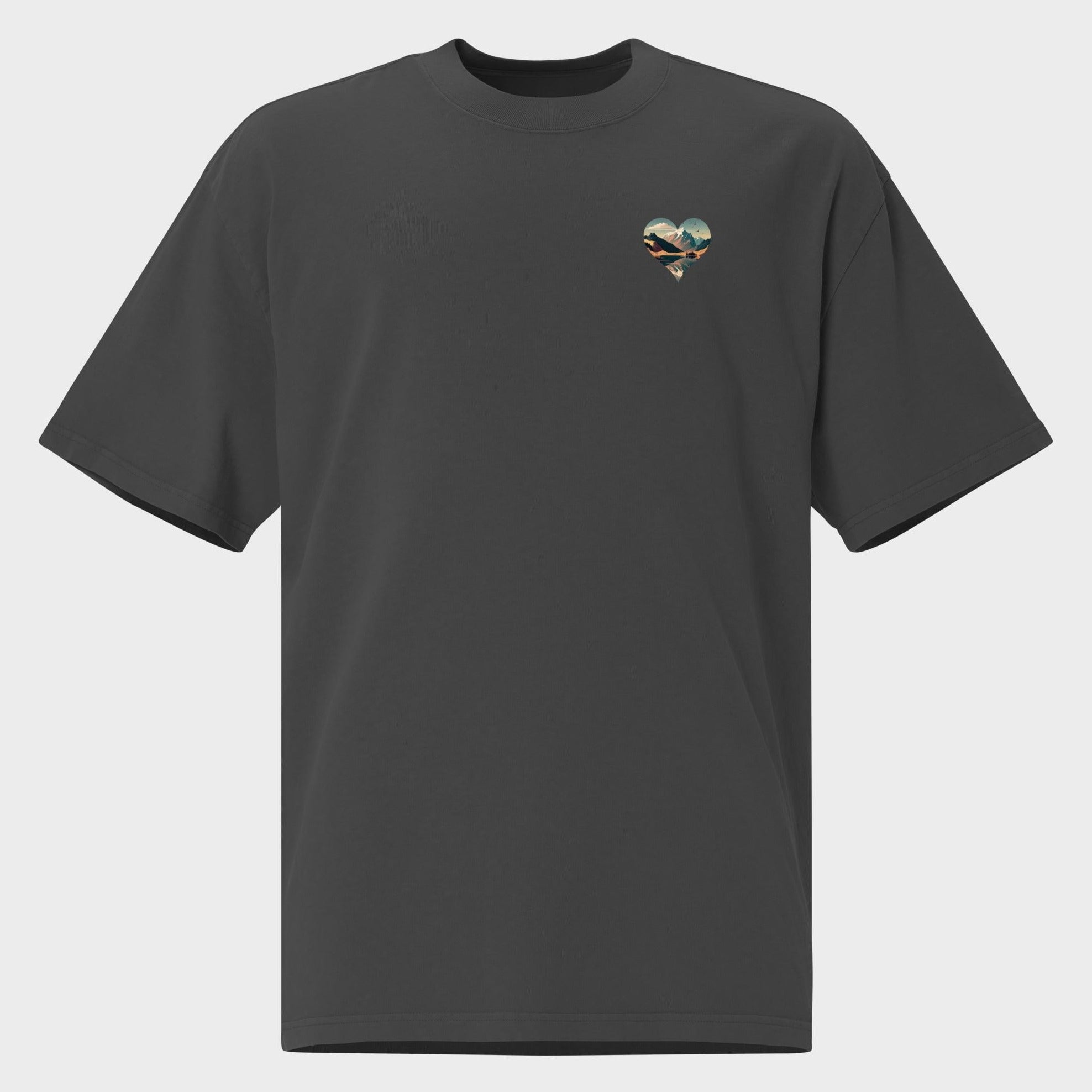 The Heart Of Nature - Oversized T-Shirt