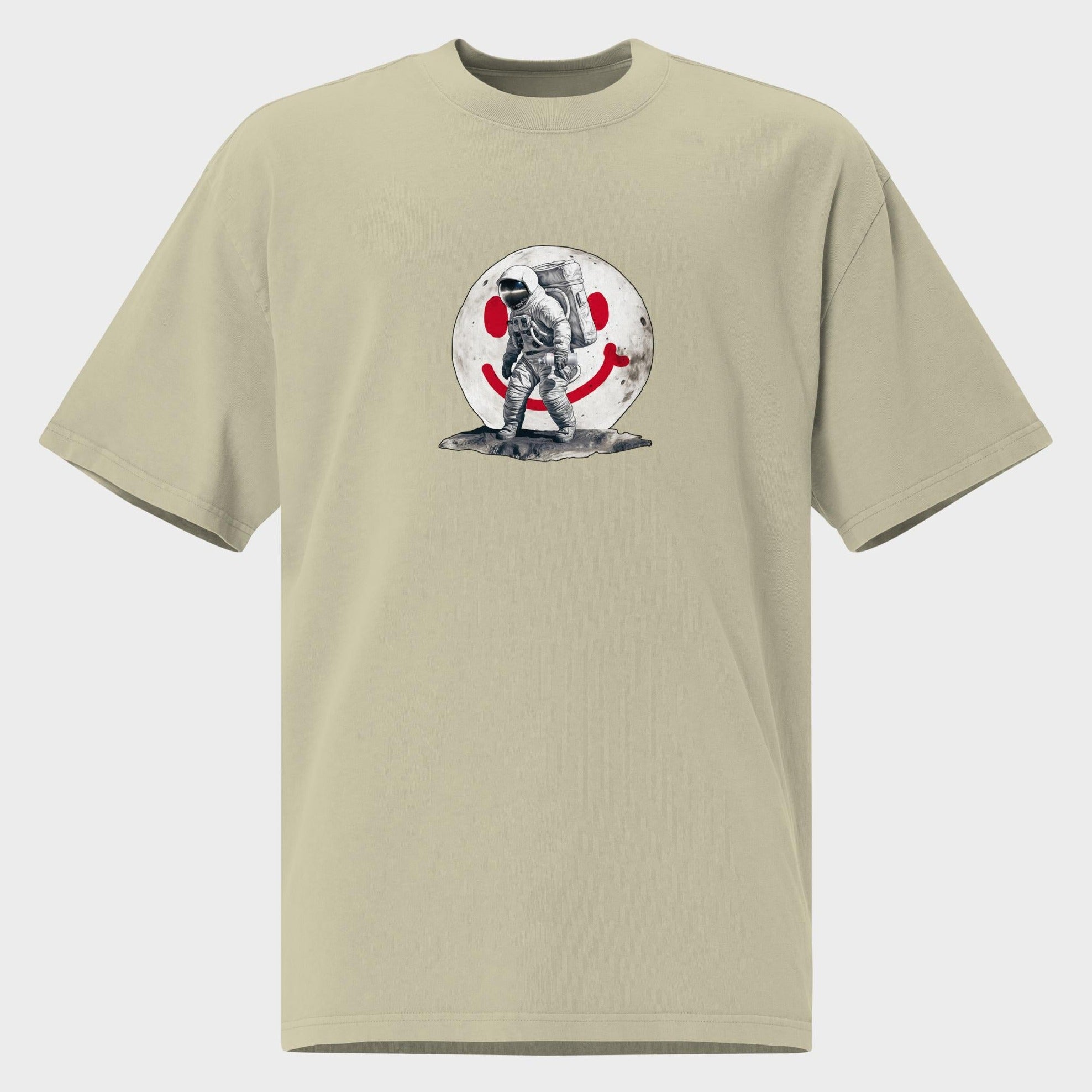 Full Moon Artist - Oversized T-Shirt